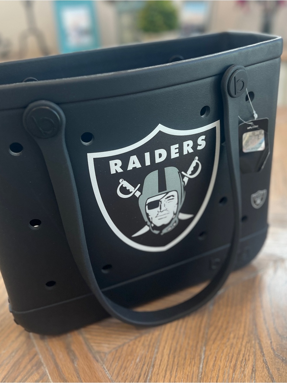 Raiders Crocs-Style Black Logo Tote Bag - Picture 3 of 4